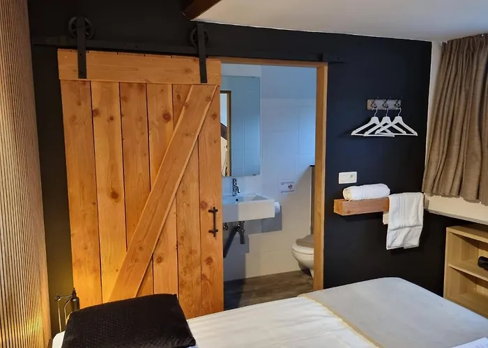 Frühstückspension Barvaux, 4*